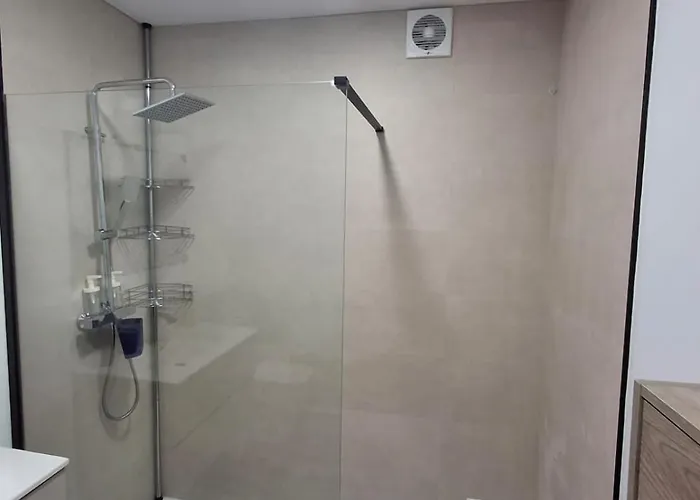 Bajo Independiente De Casa En Vigo